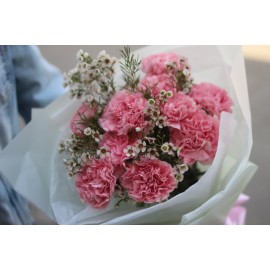 Комплимент из гвоздик 