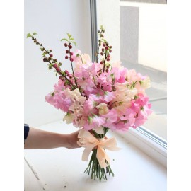 Нежный аромат весны 