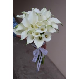 Белые свадебные каллы 