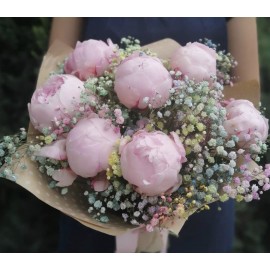 Радужные пионы