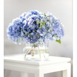 Ваза с 5 гортензиями
