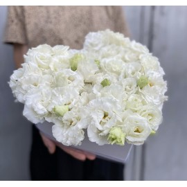 Сердце из эустомы 