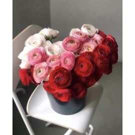Ведро с любимым лютиками 