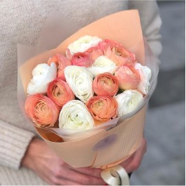 Кулек с лютиками