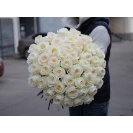 Пионовидные розы КэндлЛайт