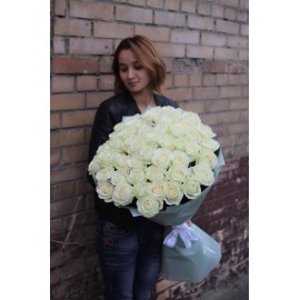 51 белая роза высота 80 см