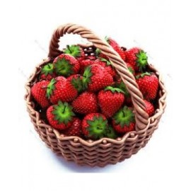 Небольшая корзинка с клубникой